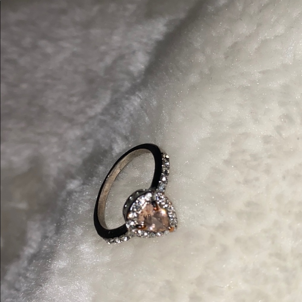 Silver tone Champagne pear shaped fashion ring - Picture 7 of 9